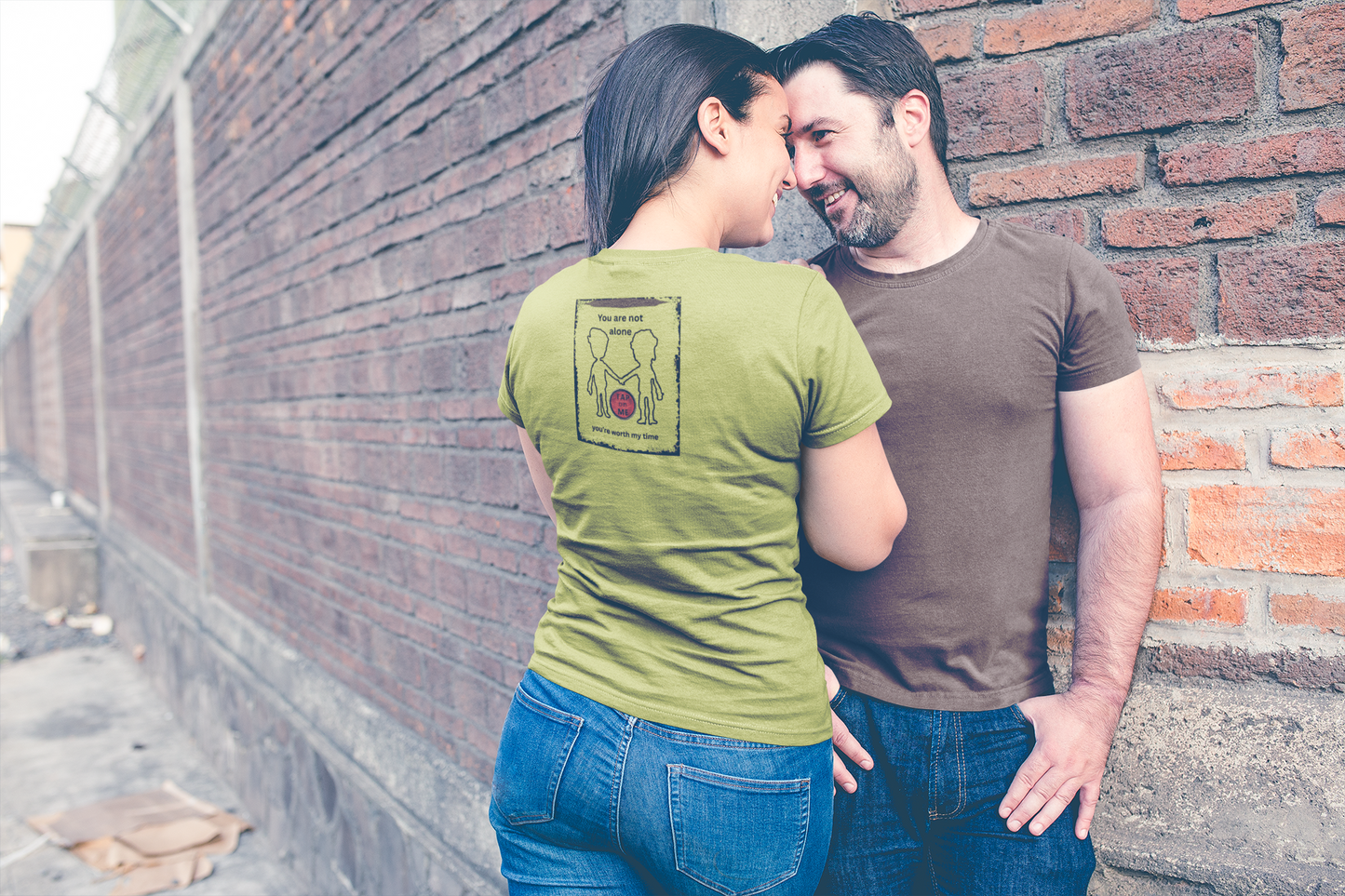 (d10621) You are not alone (outline) short sleeve